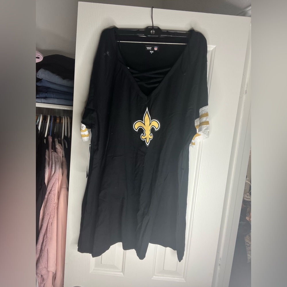 NFL Team Apparel Saints Tee